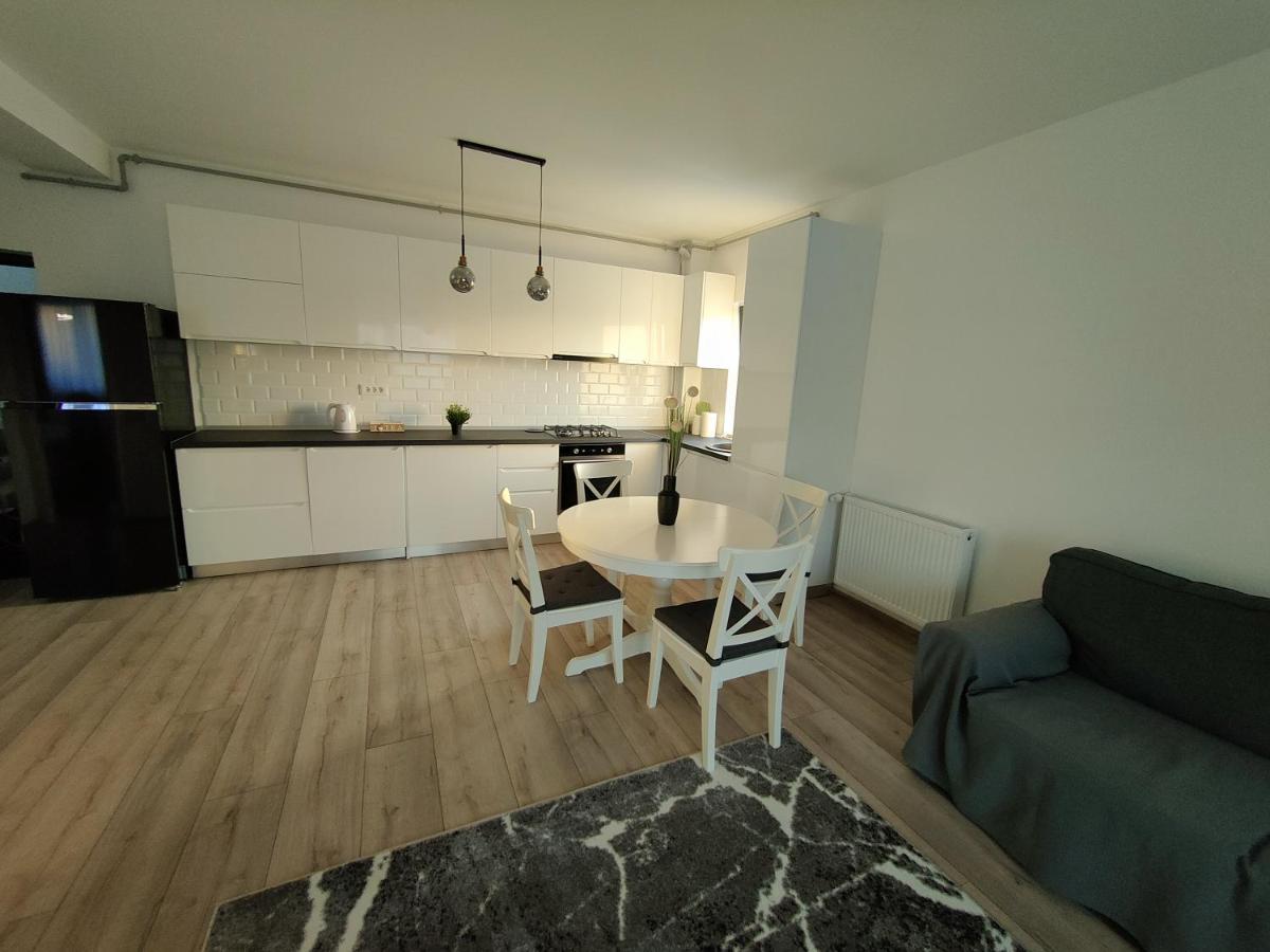 2 Rooms Apartment I Love Tea Бухарест Экстерьер фото