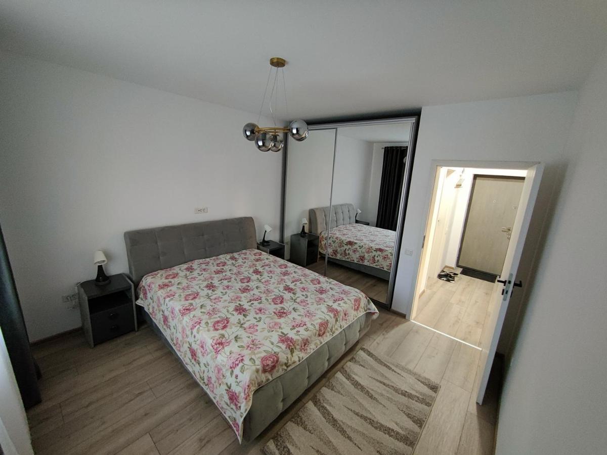 2 Rooms Apartment I Love Tea Бухарест Экстерьер фото